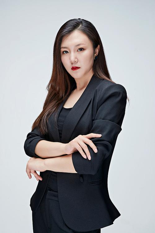 李莉火 艺术总监 & 首席设计师